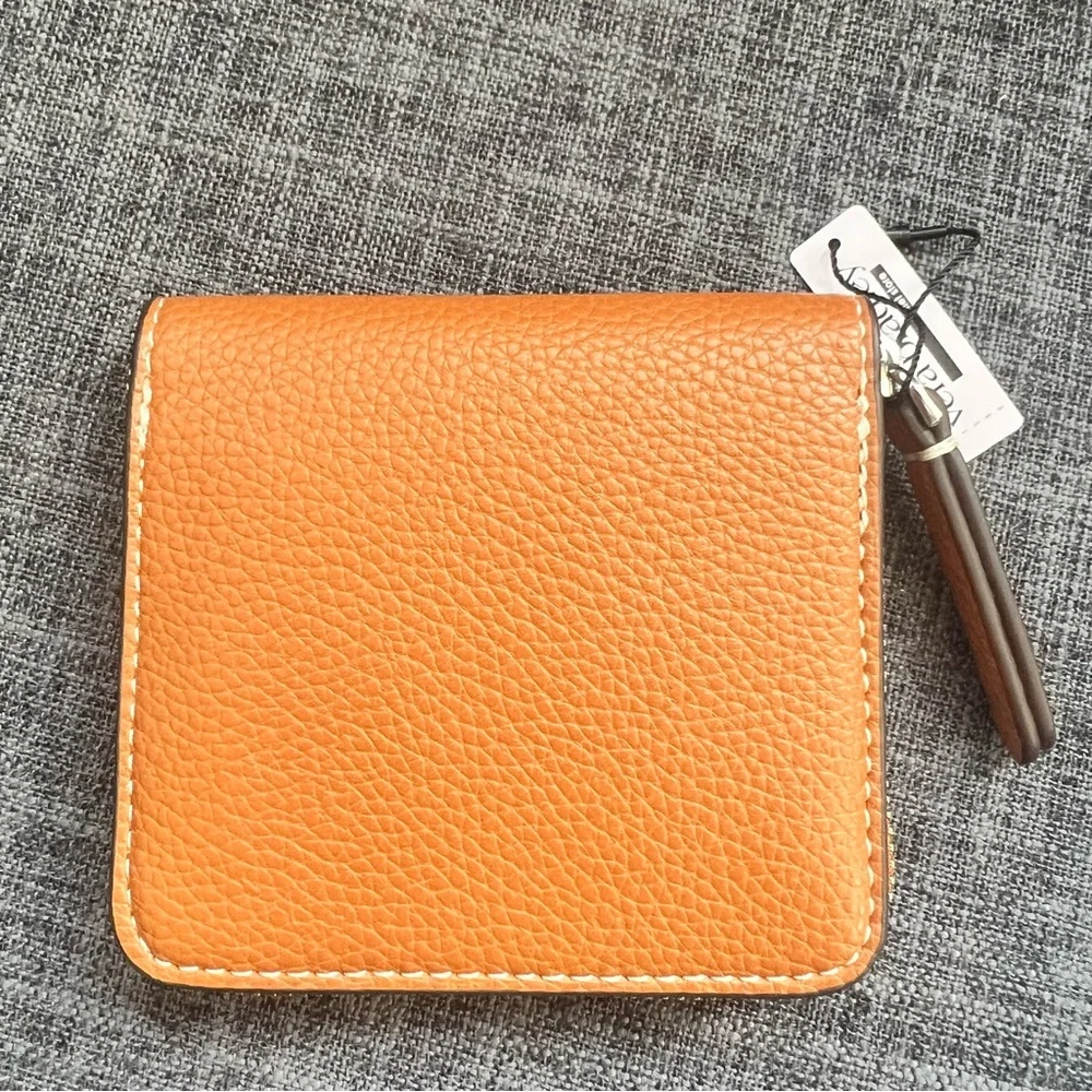 NWT Vera Bradley Roasted Pecan Small Essential Zip-Around Faux Leather Wallet. - Picture 3 of 6